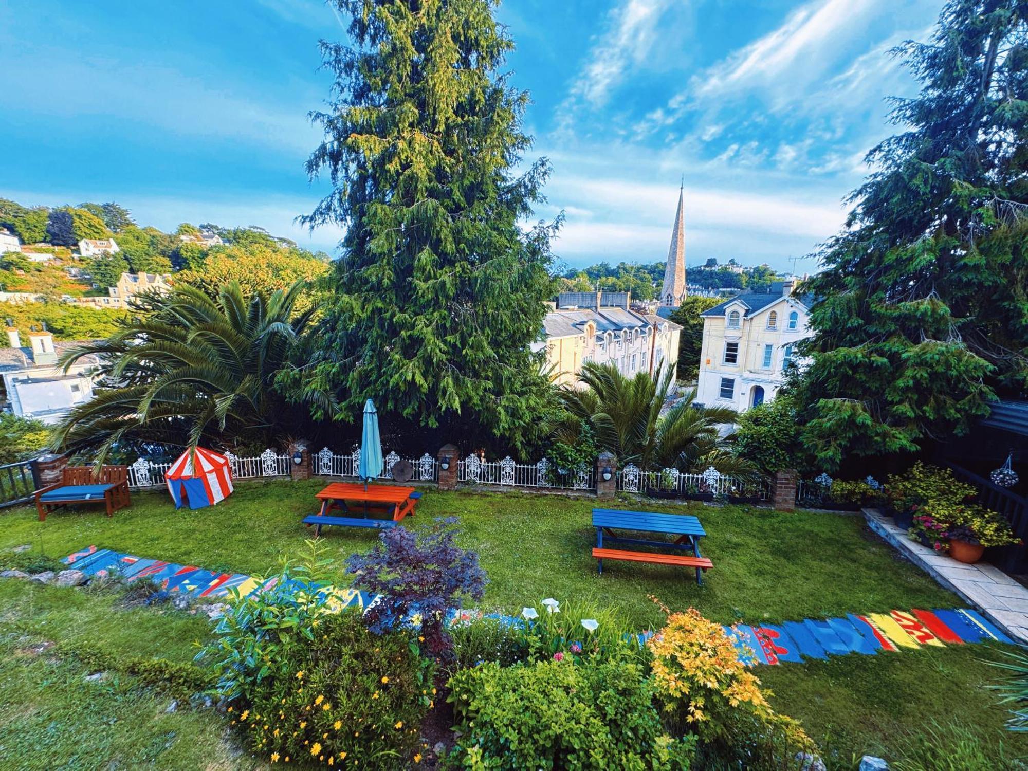 The Robin Hill 4* Torquay
