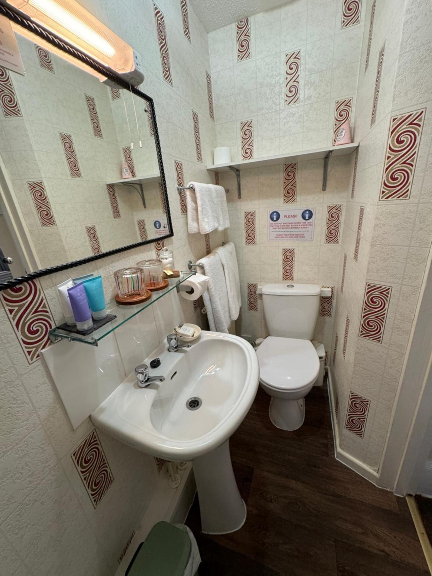 Bed and breakfast The Robin Hill 4*