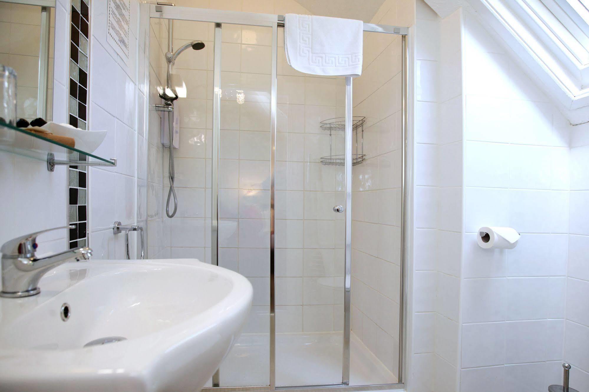 Bed and breakfast The Robin Hill 4*